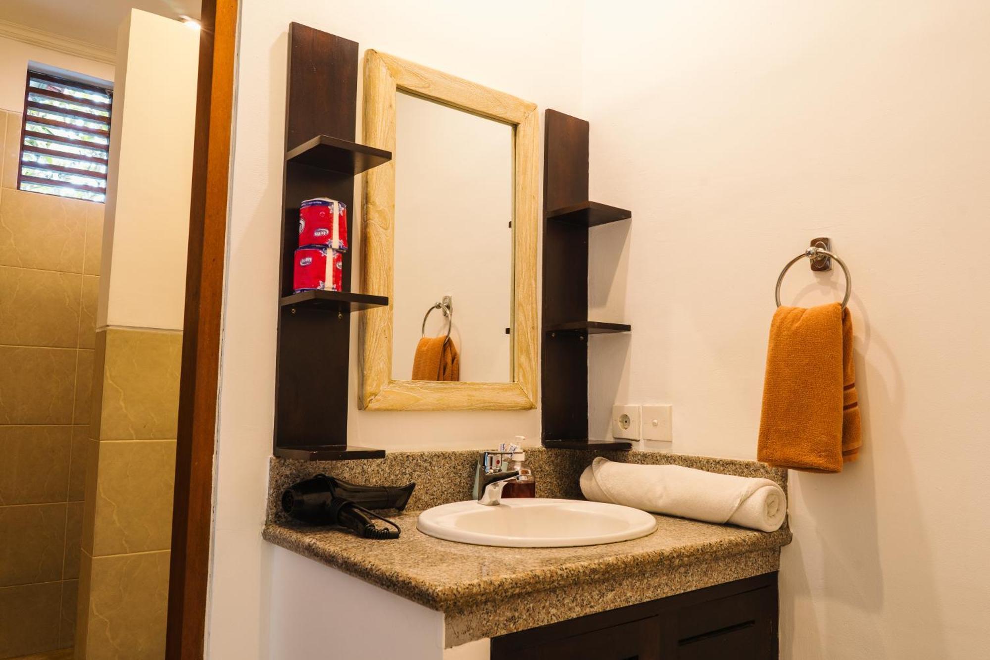 Renovated Linda Villa Canggu Exterior photo